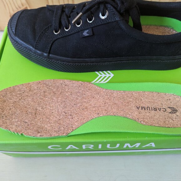 Cariuma OCA LOW black size 9 NEW (tried on outside) - Picture 4 of 4